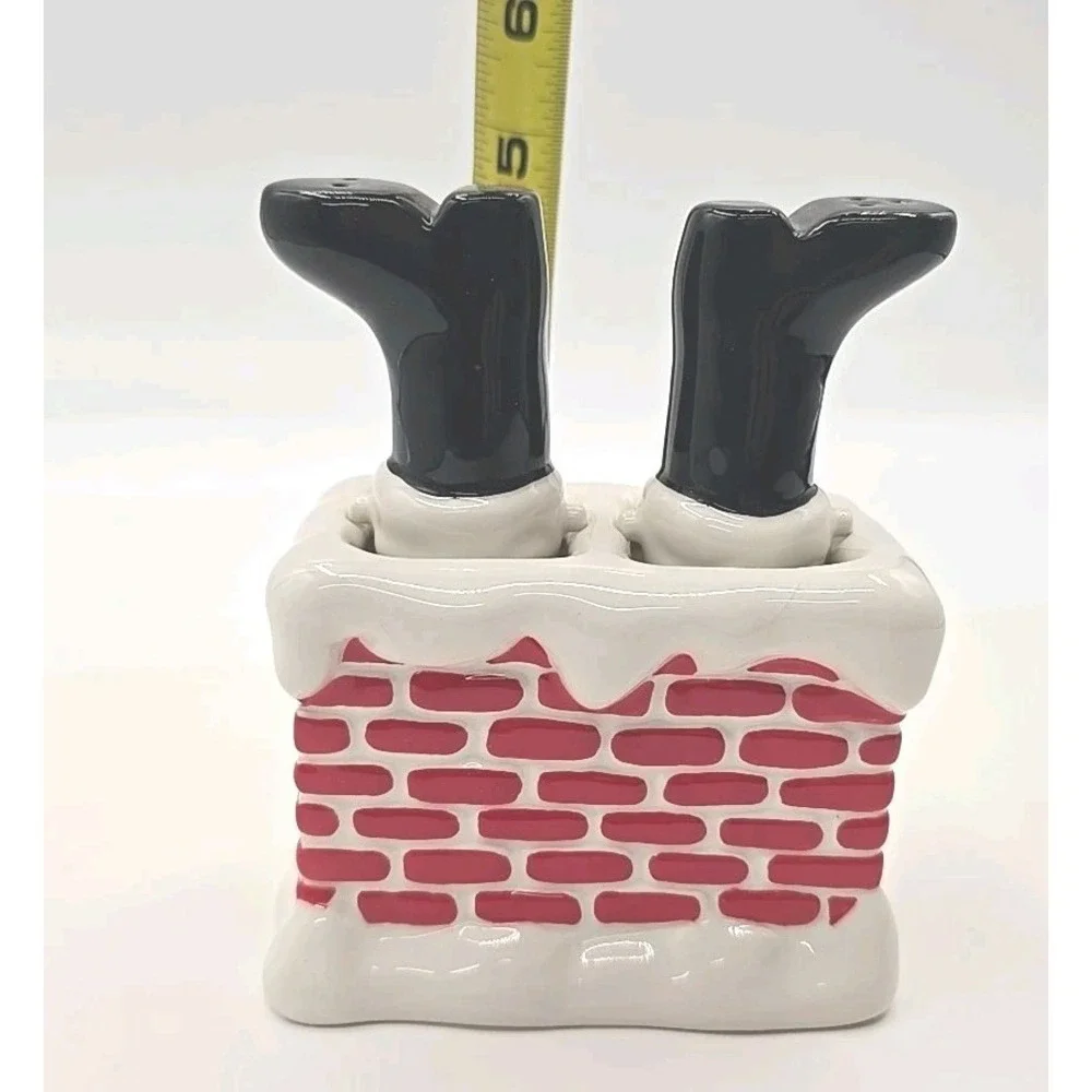 Dept 56 Ceramic Christmas Santa in Chimney Salt & Pepper Shaker Set for Holidays